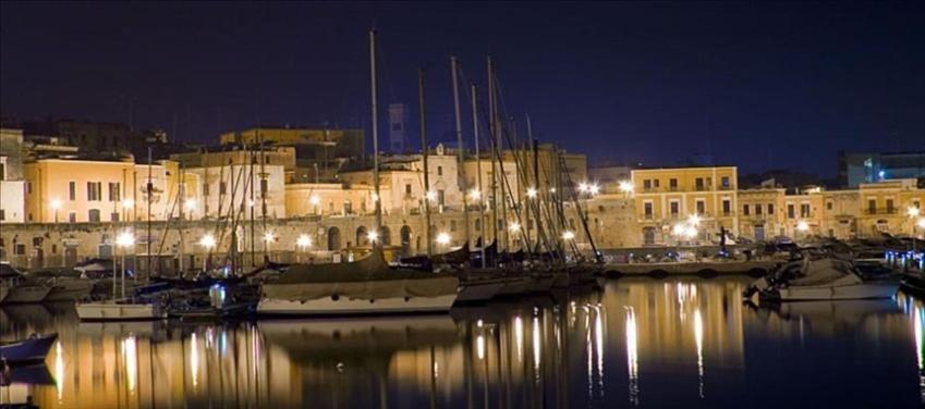 Appartamento Delizioso Bisceglie Exteriör bild